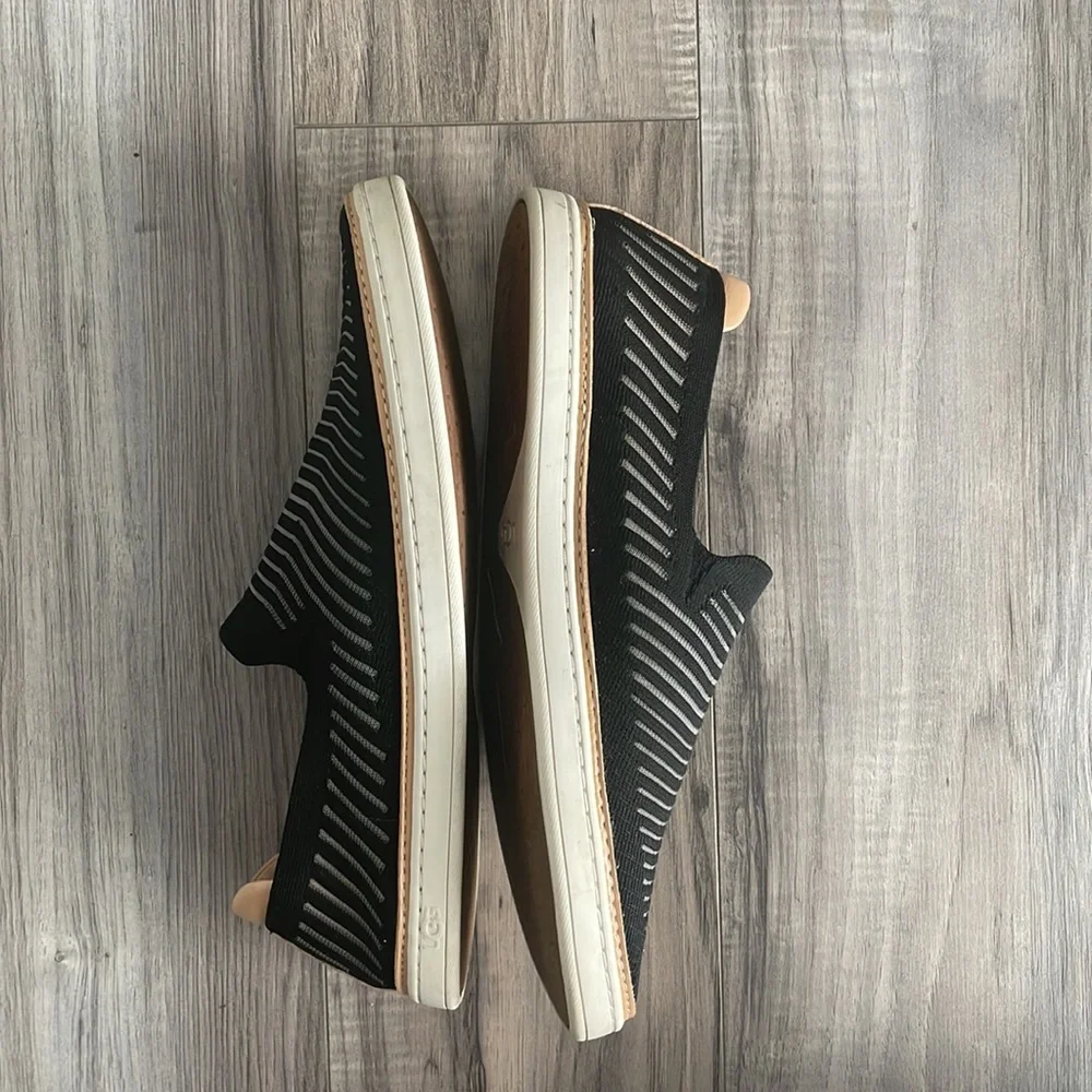 UGG Sammy Knit Slip on Sneaker - Picture 2 of 4